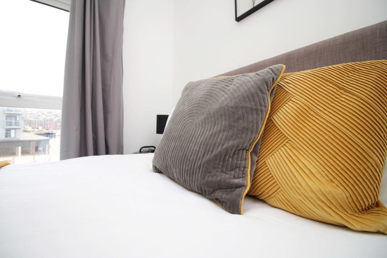 Beachview By Mia Living Close To Beach, Free Parking, Modern 2 Bedroom Apartment Barry Luaran gambar